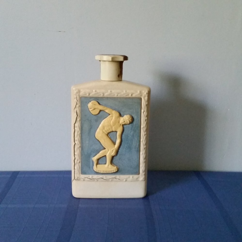 VINTAGE 9.75" BALLANTINES EPIC SERIES DECANTER